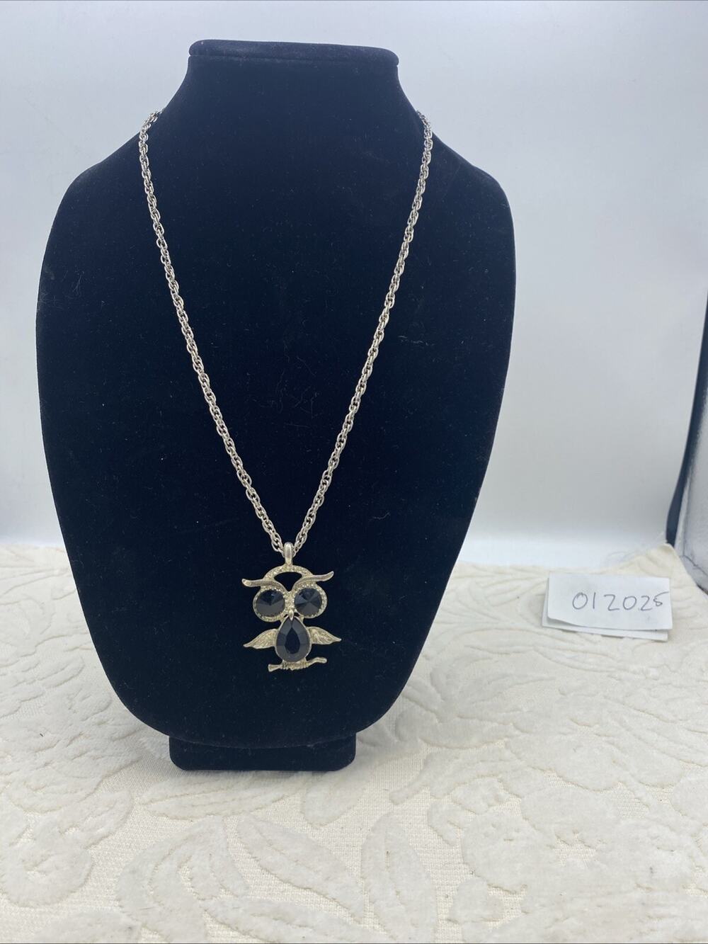 Owl Pendant Chain Necklace 24” Black And Clear Rhinestones Silver Tone Metal
